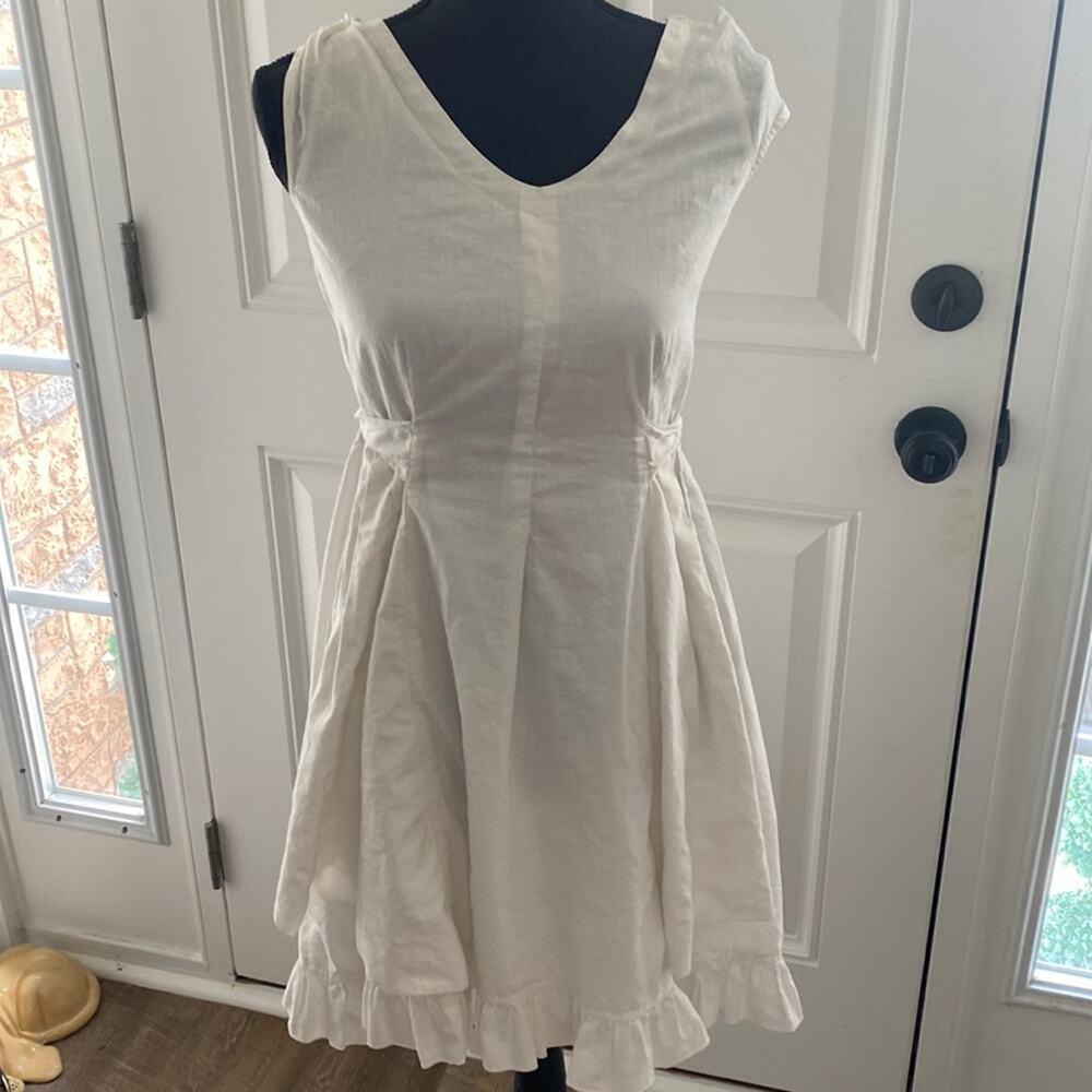 LUNGTA de FANCY London Ruffle-Hem Dress